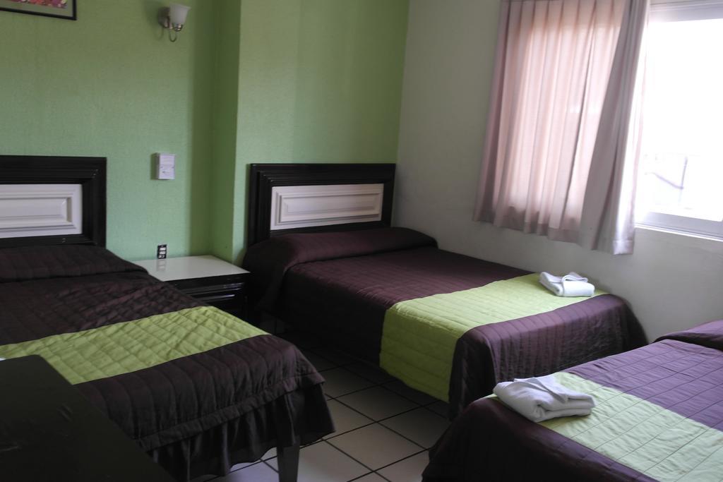 Hotel El Roble Tuxtla Gutierrez Exterior photo